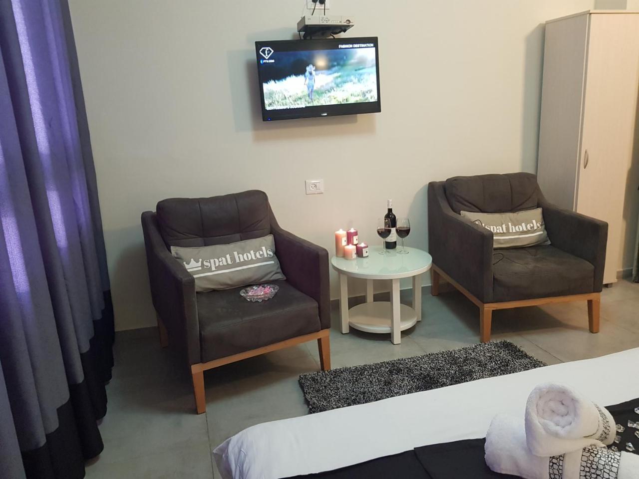 Spat Hotel Ashdod Exterior foto