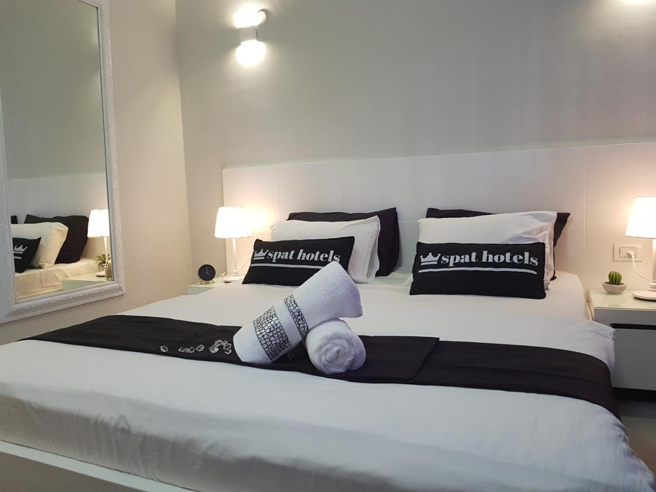 Spat Hotel Ashdod Exterior foto